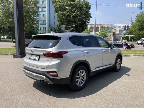 Hyundai Santa Fe 2019 - фото 26