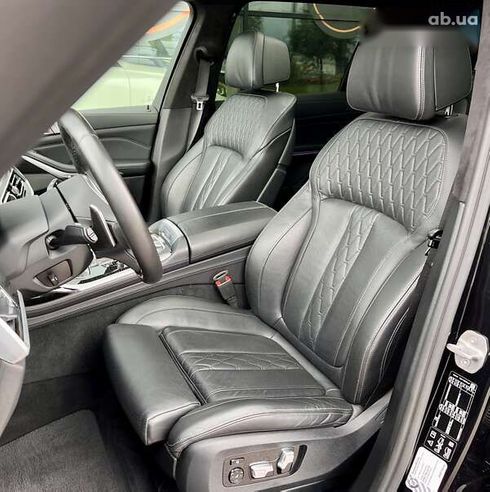 BMW X7 2020 - фото 30