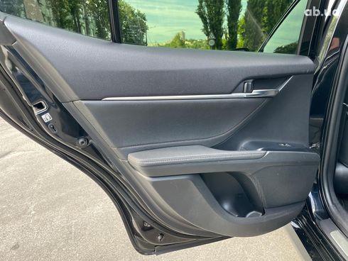 Toyota Camry 2017 черный - фото 18