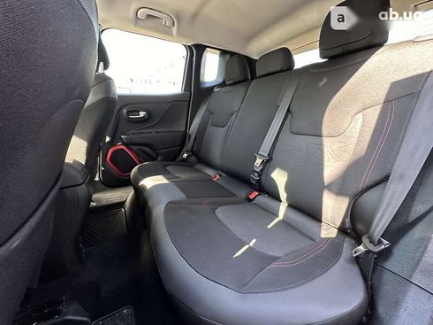 Jeep Renegade 2016 - фото 18