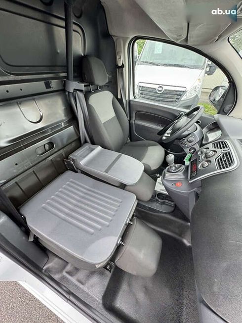 Renault Kangoo 2020 - фото 26