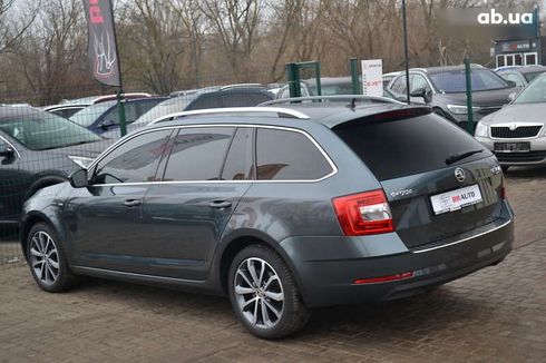 Skoda Octavia 2020 - фото 19