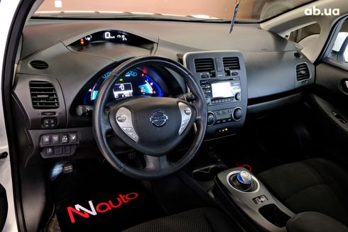 Nissan Leaf 2015 белый - фото 5