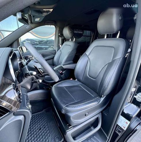 Mercedes-Benz V-Класс 2020 - фото 24