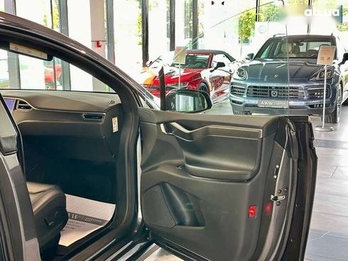 Tesla Model X 2018 - фото 28
