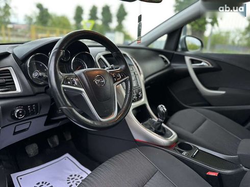 Opel Astra 2010 - фото 26