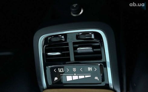 Volvo XC90 2018 - фото 20