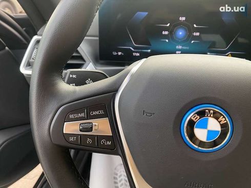 BMW i4 2023 - фото 17