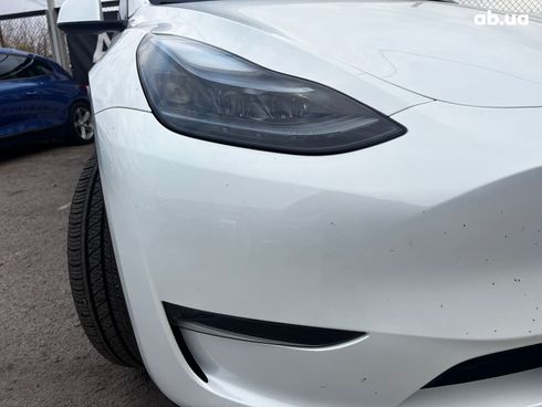 Tesla Model Y 2024 белый - фото 18