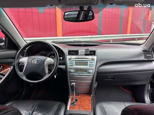 Toyota Camry 2008 - фото 12