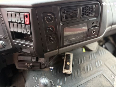 Renault Premium 2000 красный - фото 9