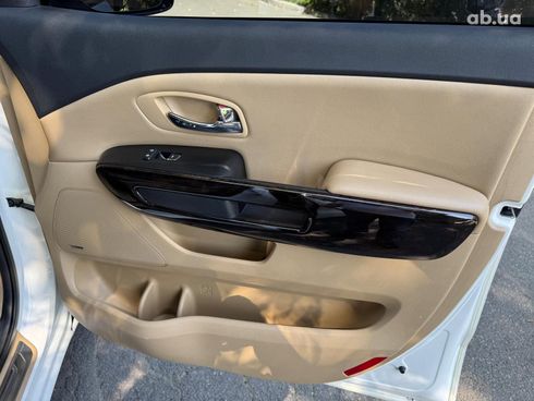 Kia Carnival 2019 белый - фото 36