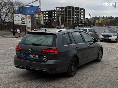 Volkswagen Golf 2019 - фото 18