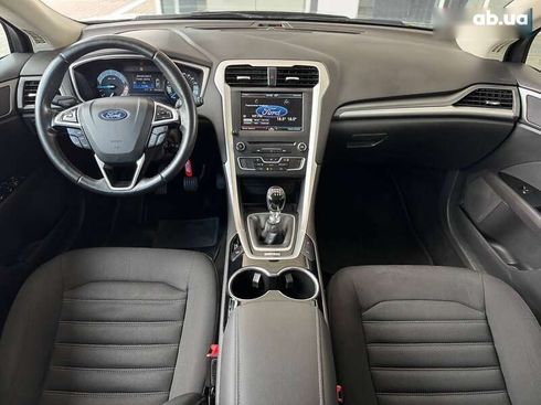 Ford Mondeo 2014 - фото 26