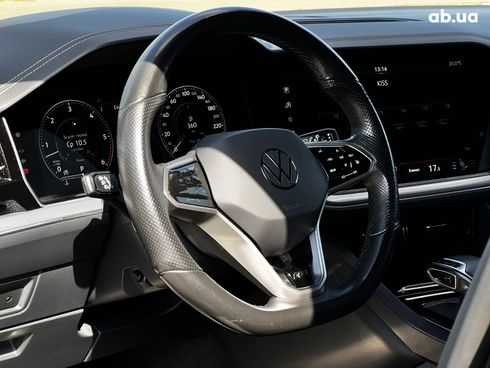 Volkswagen Touareg 2021 черный - фото 53