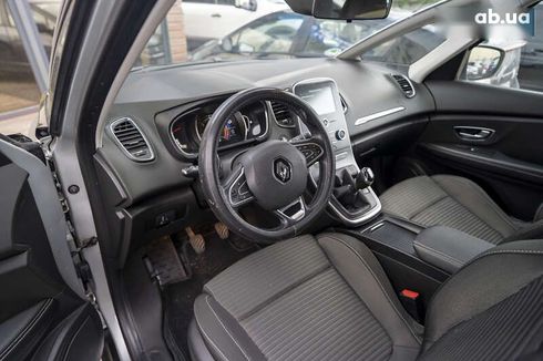 Renault Scenic 2017 - фото 17