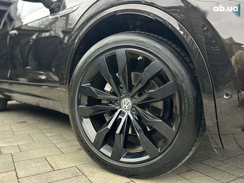 Volkswagen Touareg 2019 - фото 6