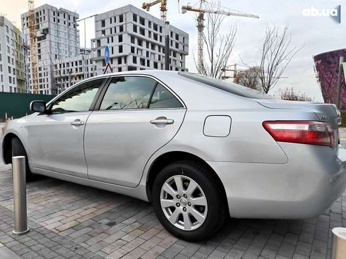 Toyota Camry 2007 - фото 12