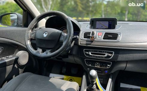 Renault Megane 2011 - фото 11