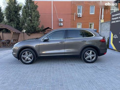 Porsche Cayenne 2012 - фото 21