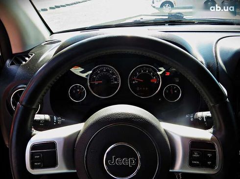 Jeep Compass 2015 - фото 8