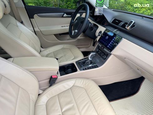Volkswagen Passat 2011 черный - фото 25