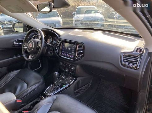 Jeep Compass 2018 - фото 9
