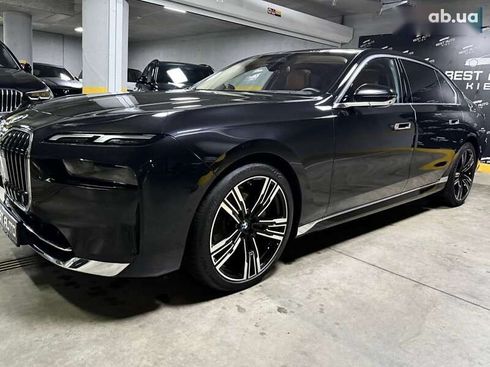 BMW 7 серия 2023 - фото 18