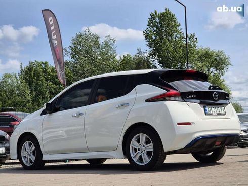 Nissan Leaf 2022 - фото 18