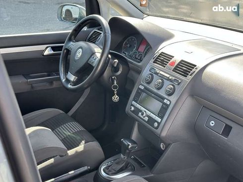 Volkswagen Touran 2008 - фото 22