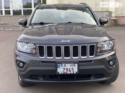 Jeep Compass 2015 серый - фото 2