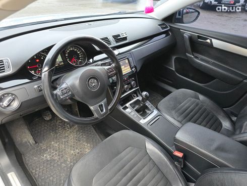 Volkswagen passat b7 2012 серый - фото 15