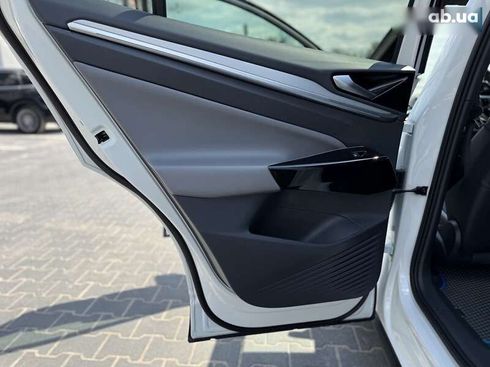Volkswagen ID.4 2021 - фото 29