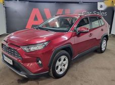 Продажа б/у Toyota RAV4 2019 года - купить на Автобазаре