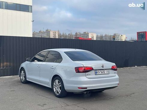 Volkswagen Jetta 2017 - фото 3