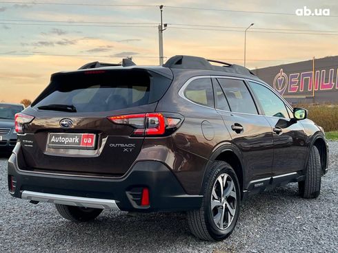 Subaru Outback 2020 коричневый - фото 7