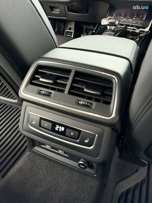 Audi A6 2019 - фото 21