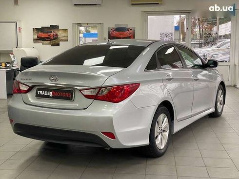 Hyundai Sonata 2013 - фото 8