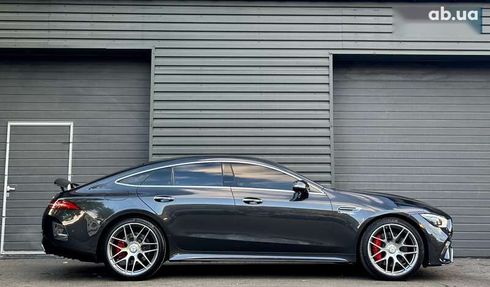 Mercedes-Benz AMG GT 4 2020 - фото 13