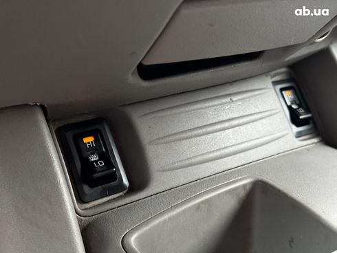 Mitsubishi l 200 2009 черный - фото 14