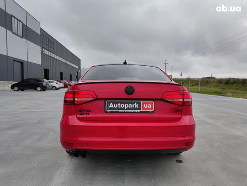 Volkswagen Jetta 2014 красный - фото 13