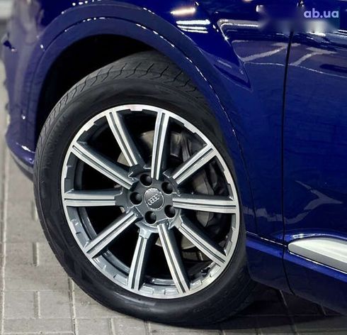 Audi Q7 2018 - фото 11