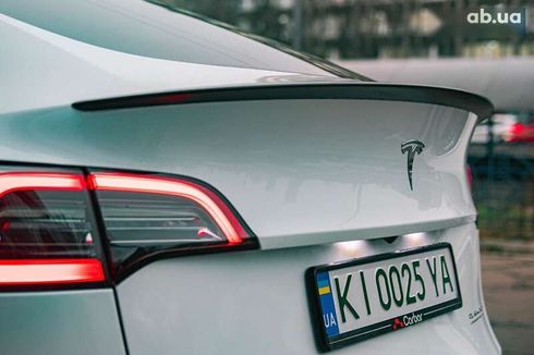 Tesla Model Y 2022 - фото 15