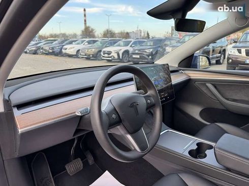 Tesla Model Y 2024 - фото 11