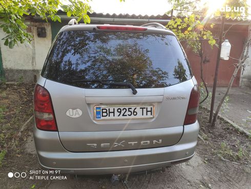 SsangYong Rexton 2007 серебристый - фото 6