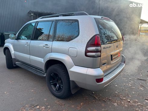 Toyota Land Cruiser Prado 2006 серый - фото 8