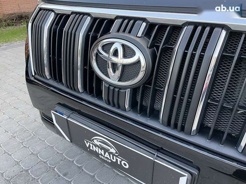 Toyota Land Cruiser Prado 2019 - фото 26