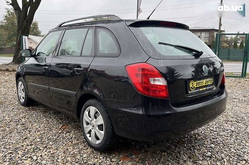 Skoda Fabia 2009 - фото 4