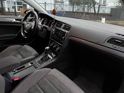 Volkswagen Golf 2019 серый - фото 39