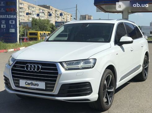 Audi Q7 2017 - фото 14